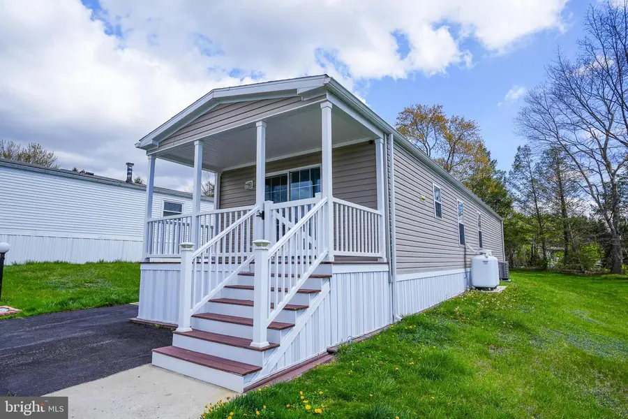 32 Hillside Pl, Kunkletown, PA 18058 - #3