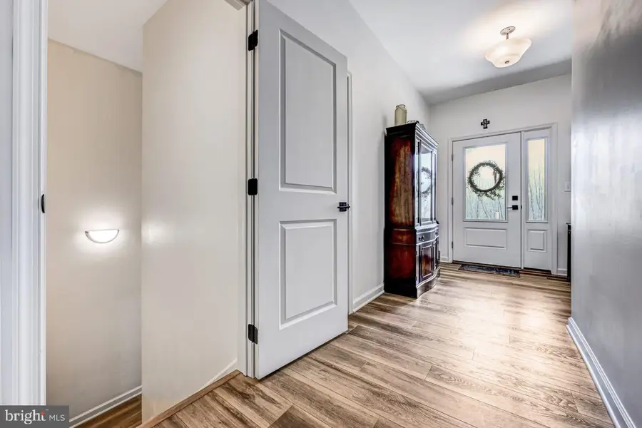 642 W Oak Ln, White Haven, PA 18661 - #3