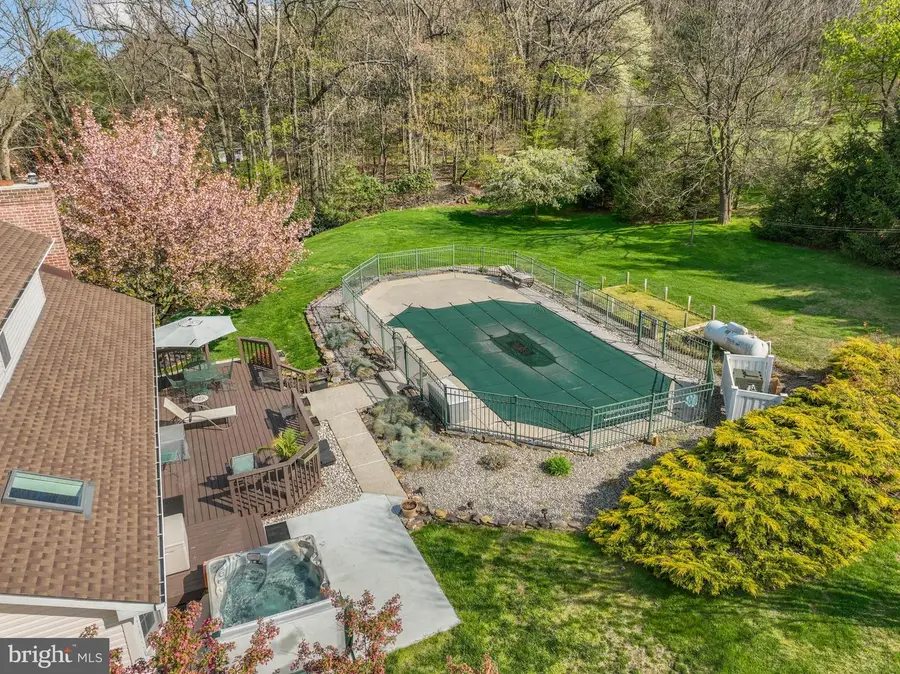 1145 Upper Nis Hollow Dr, Lehighton, PA 18235 - #3