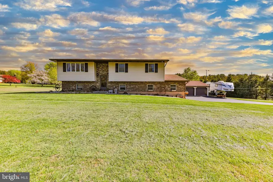 1040 W Stagecoach Rd, Lehighton, PA 18235 - #2