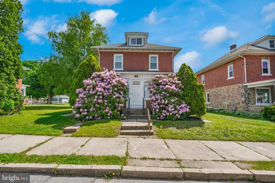 337 N 5th St, Lehighton, PA 18235 - #2