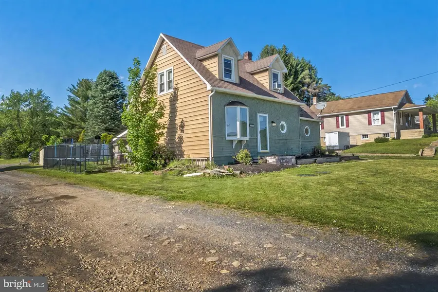 331 E Lizard Creek Rd, Lehighton, PA 18235 - #3