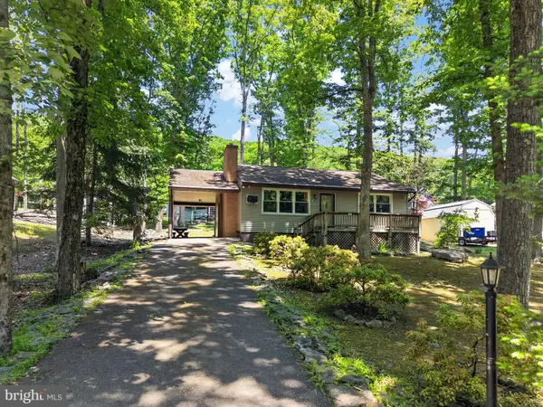 18 White Oak Rd, NESQUEHONING, PA 18240