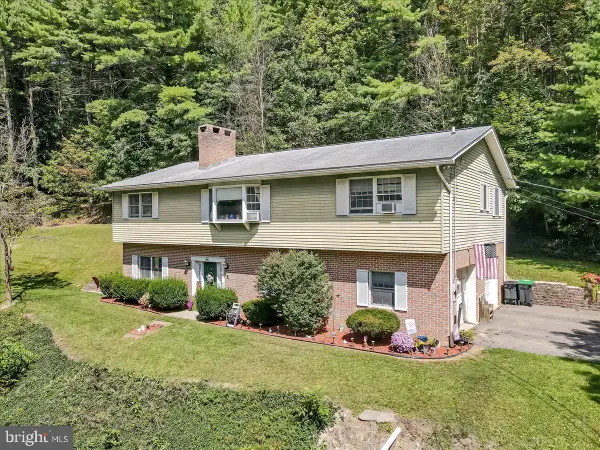 141 Church Hill Rd, LEHIGHTON, PA 18235