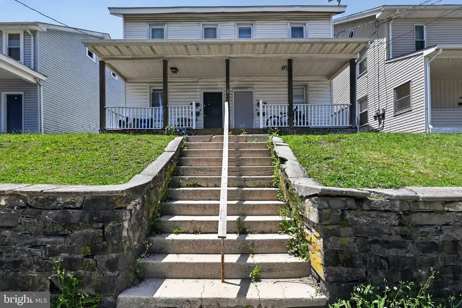 274-276 S First St, Lehighton, PA 18235 - #2