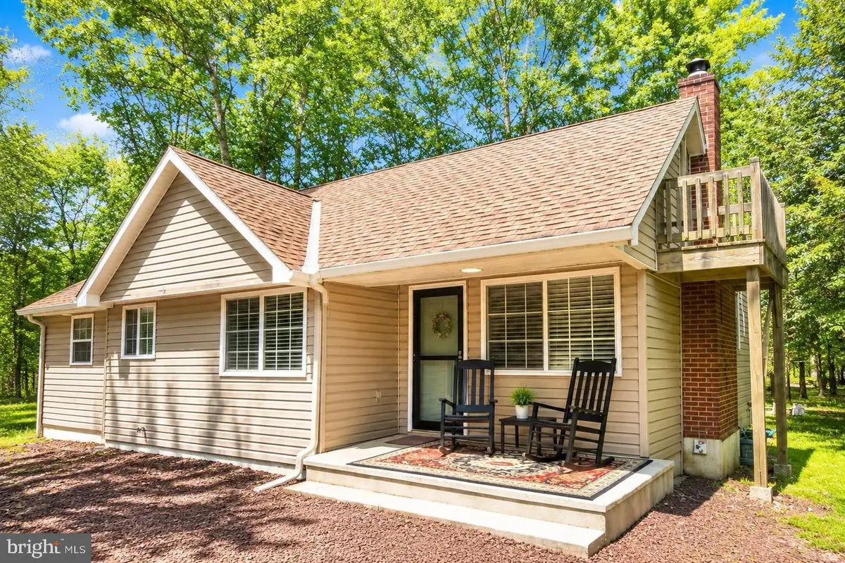 105 White Oak Dr, Jim Thorpe, PA 18229 - #1