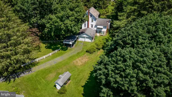 210 Snyders Rd, PALMERTON, PA 18071