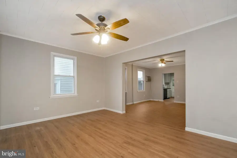 341 W Ridge St, Lansford, PA 18232 - #2