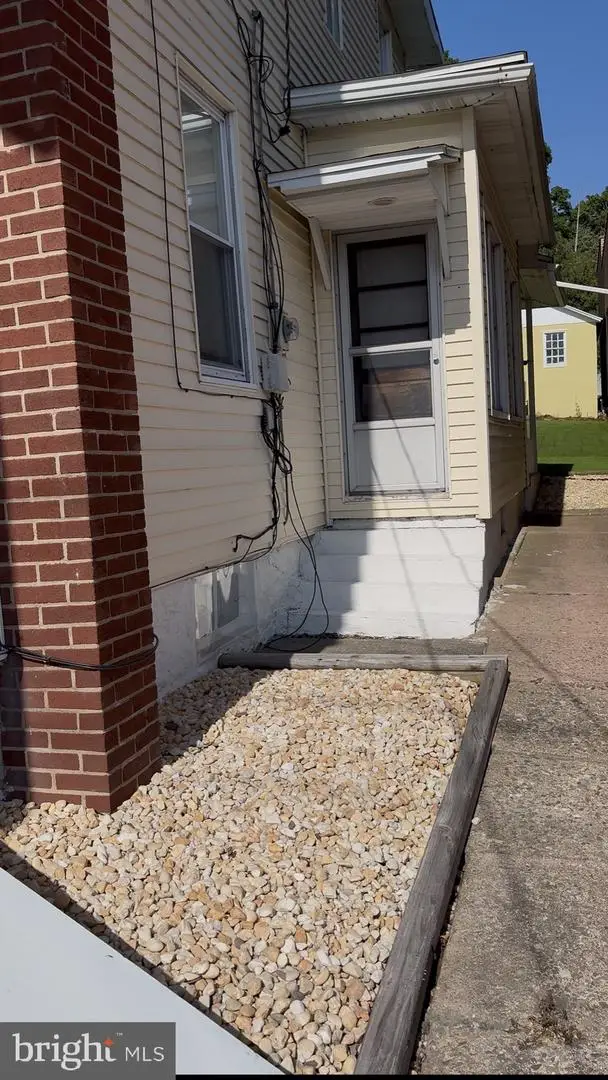 39 Spring St, Weatherly, PA 18255 - #2