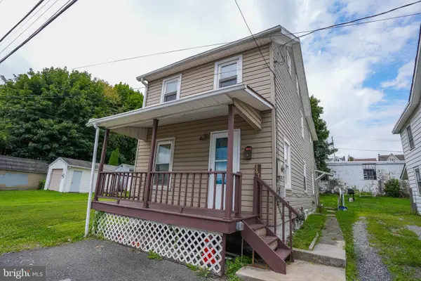 367 East Aly N, LEHIGHTON, PA 18235