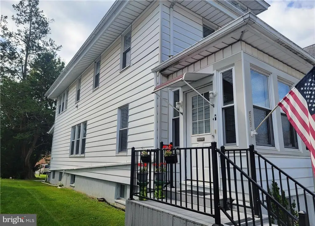 509 Mahoning St, Lehighton, PA 18235 - #1