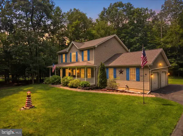 2210 Green St, LEHIGHTON, PA 18235
