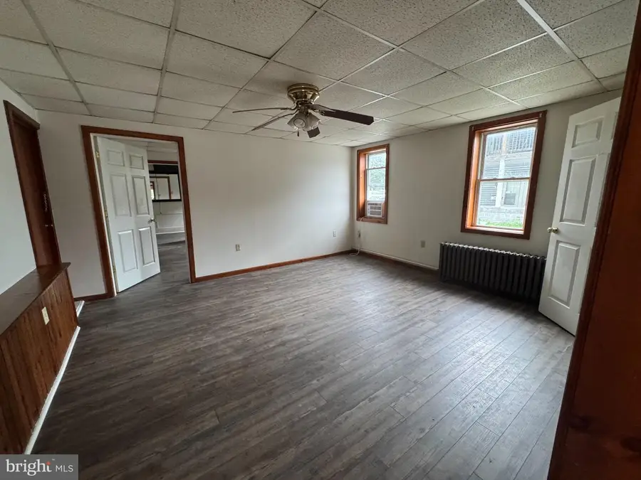 39 Canal St, Lehighton, PA 18235 - #3