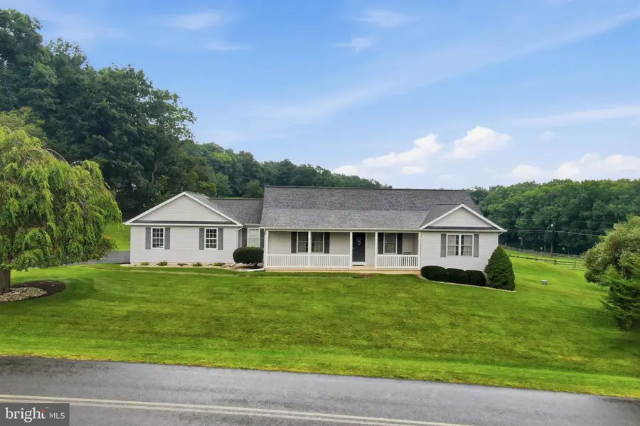 235 Country Acres Dr, Kunkletown, PA 18058 - #2