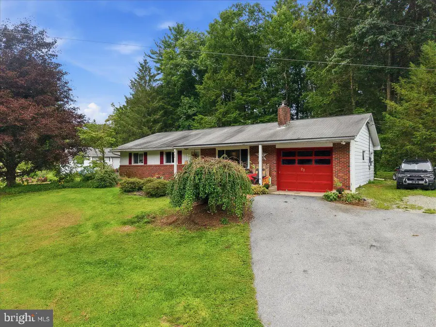 20 Serfass Ln, Palmerton, PA 18071 - #2