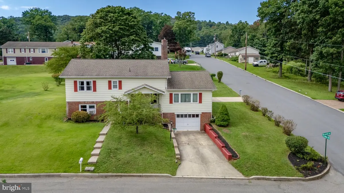 14 Brook Dr, Lehighton, PA 18235 - #1