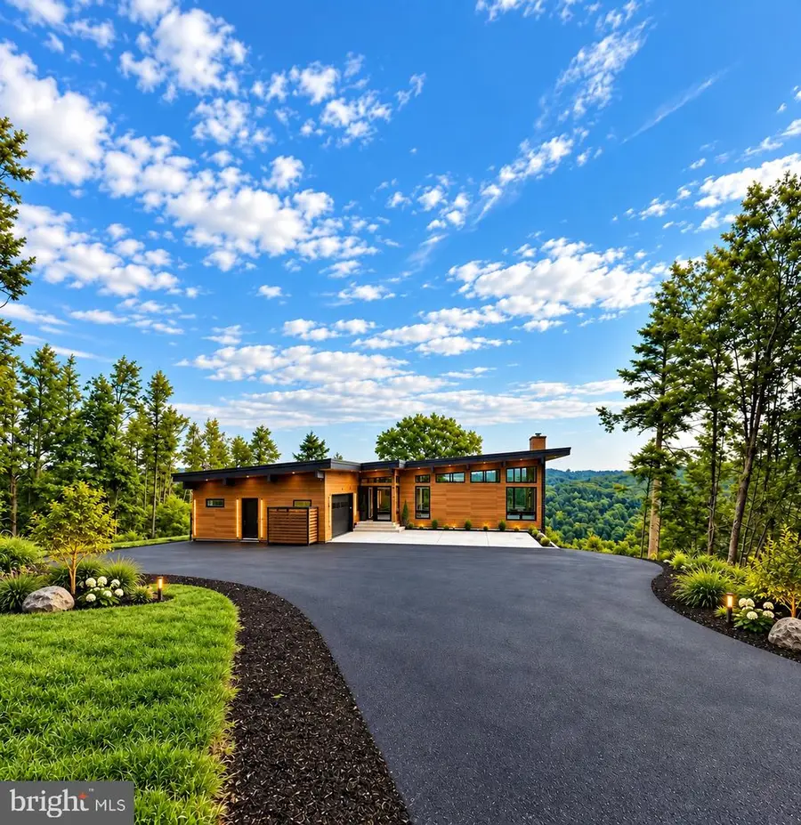 265 La Montage Dr, Palmerton, PA 18071 - #3
