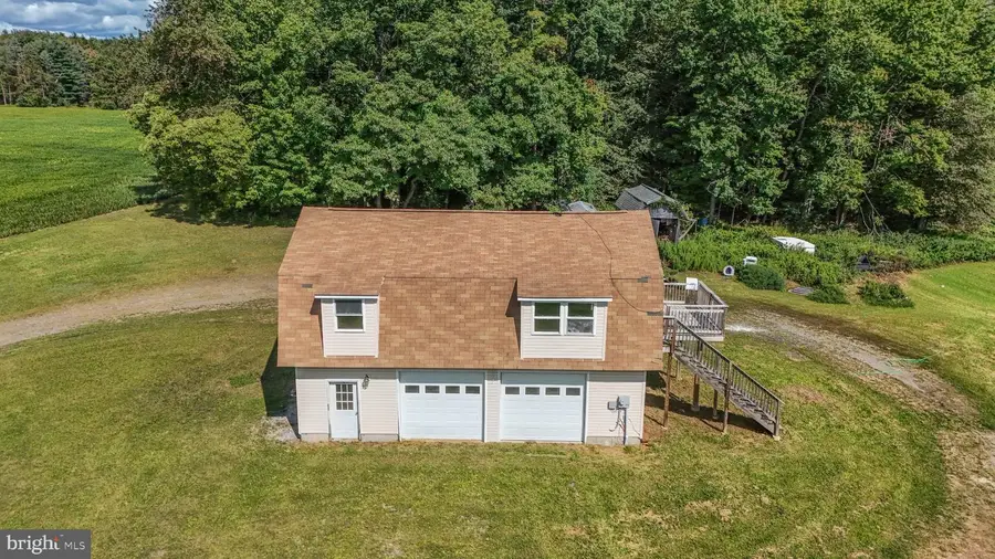 2415 Stagecoach Rd W, Palmerton, PA 18071 - #2