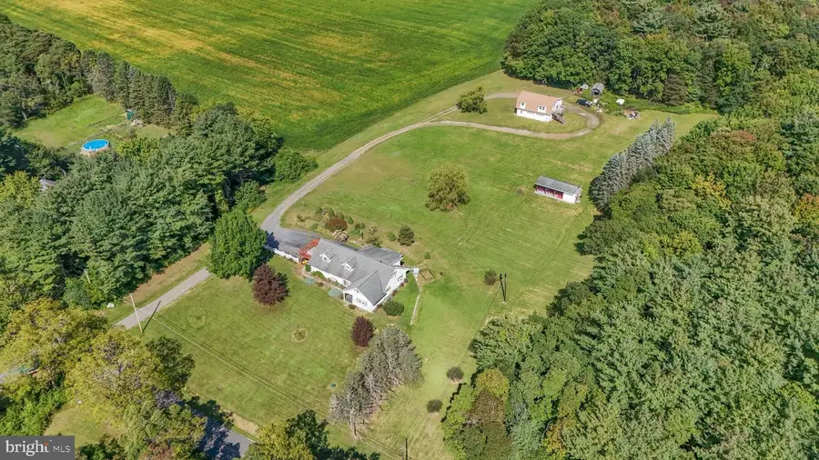 2415 Stagecoach Rd W, Palmerton, PA 18071 - #3