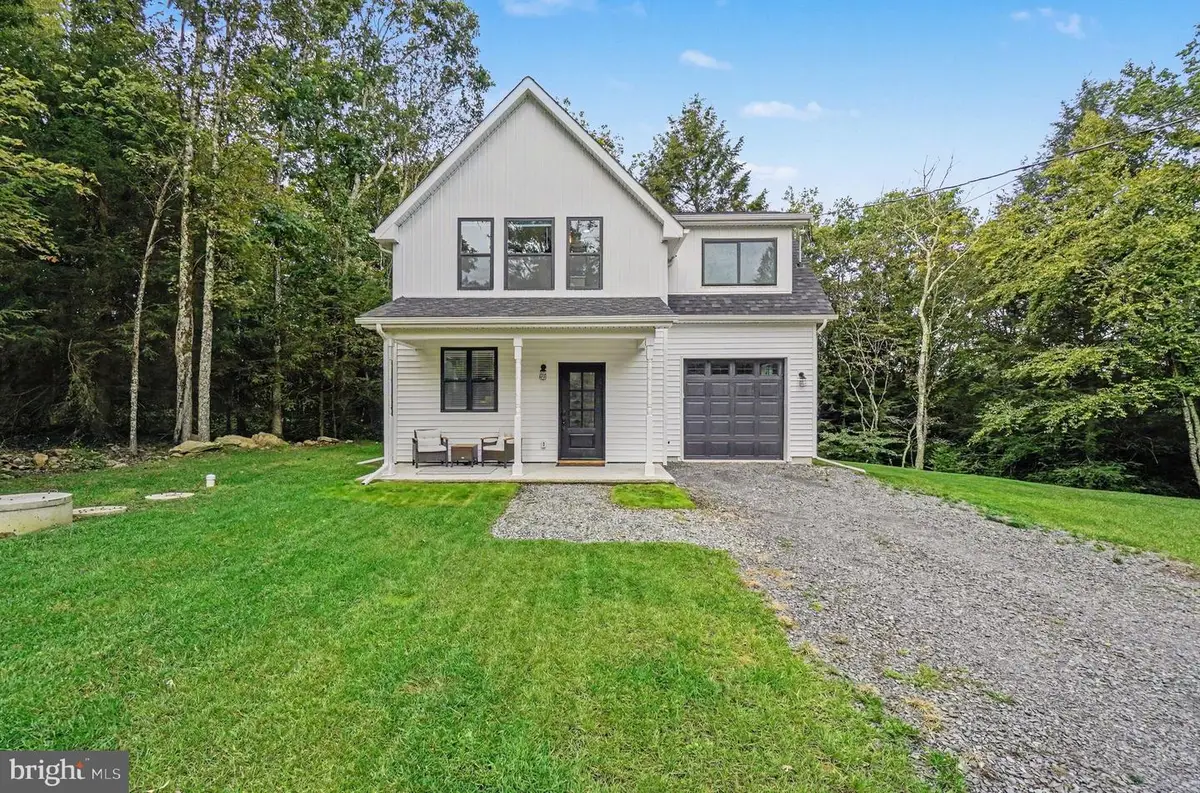 2 Cold Spring Dr, Jim Thorpe, PA 18229 - #1