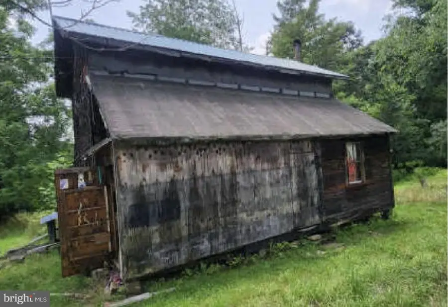 83 Ankney Ln, Westover, PA 16692 - Image #2