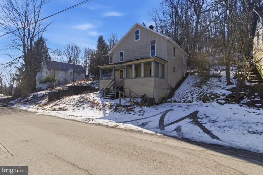 305 Quarry Ave, Du Bois, PA 15801 - #2