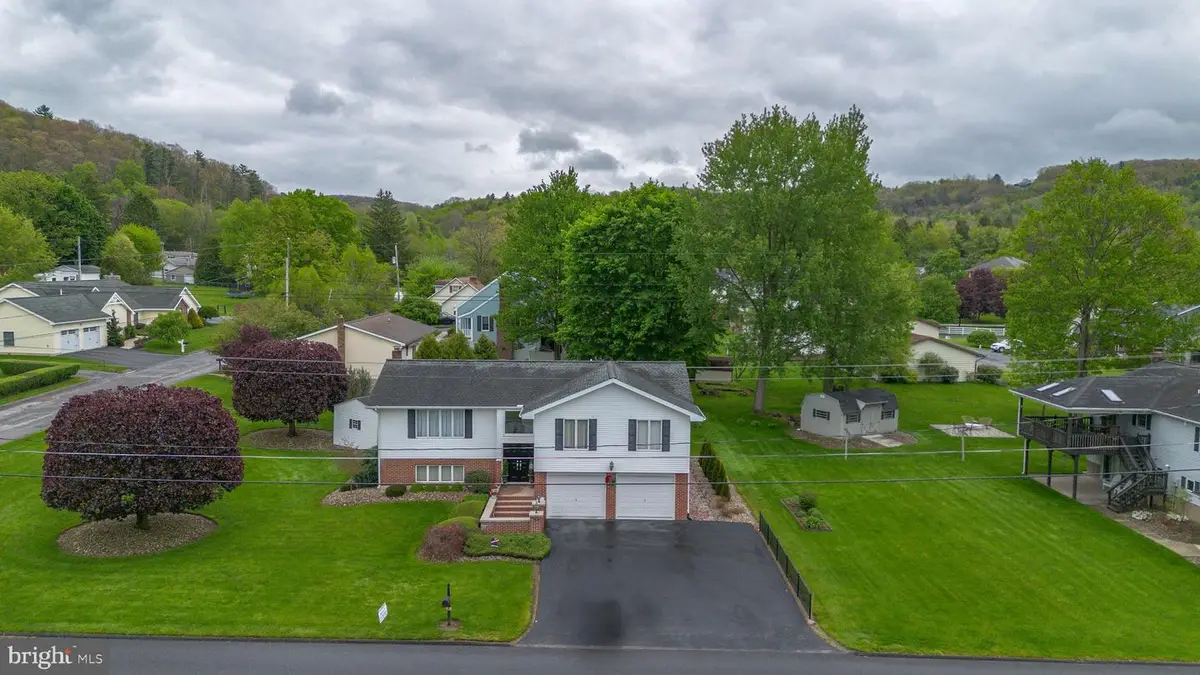 800 S 6th St, Clearfield, PA 16830 - #1