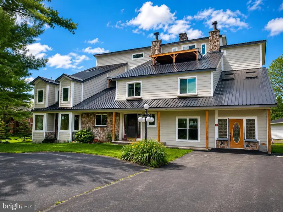 906 S 6th St, Clearfield, PA 16830 - #2