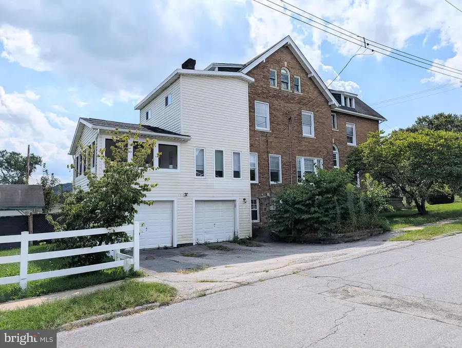 627 Turnpike Ave, Clearfield, PA 16830 - #2