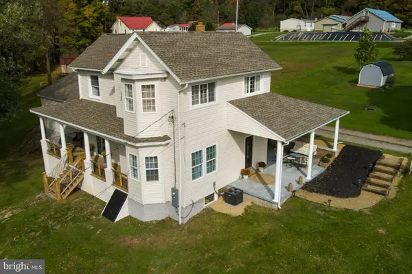35 Braddock St, HOUTZDALE, PA 16651