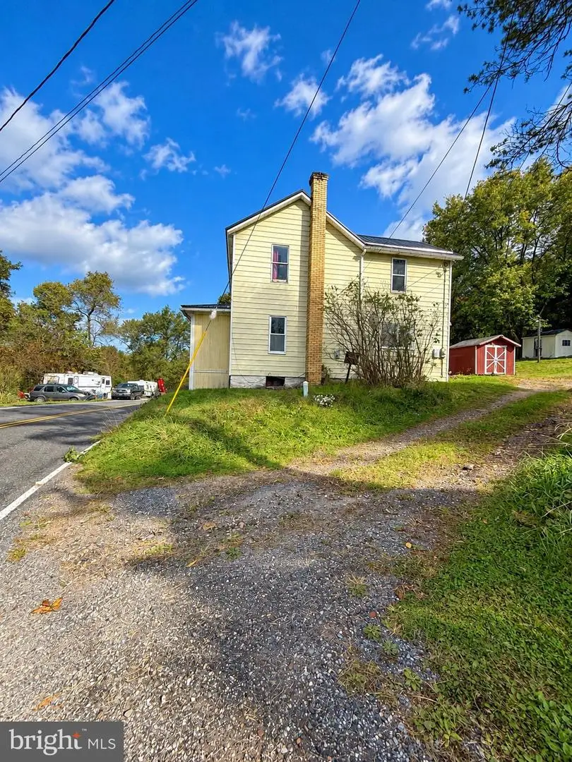 1280 Banion Rd, Madera, PA 16661 - #2