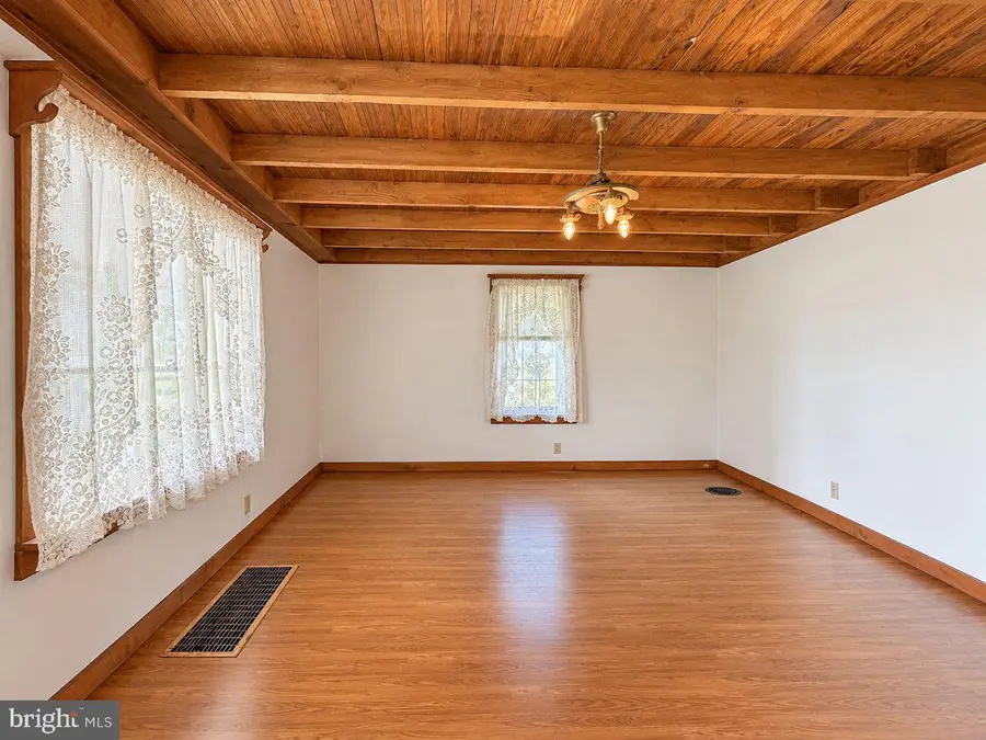 808 Stifflertown Rd, Cherry Tree, PA 15724 - #3