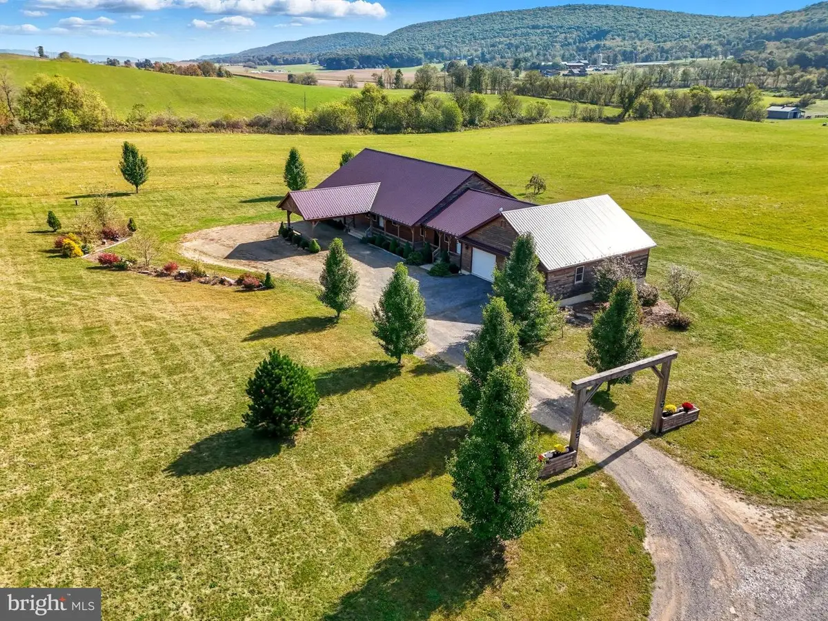 107 Linkin Park Dr, Spring Mills, PA 16875 - Image #1