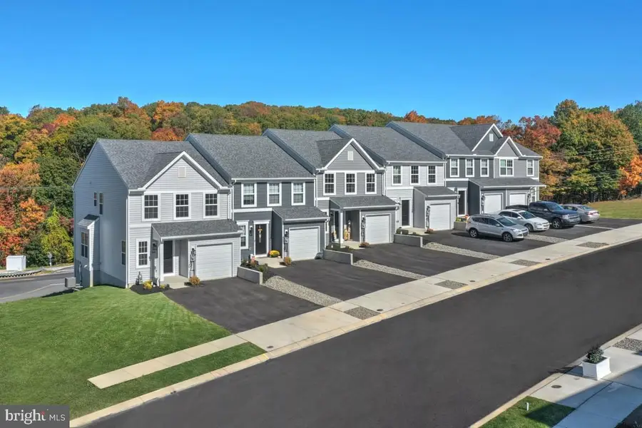 332 Magnolia Ln #lot 68, State College, PA 16803 - Image #2