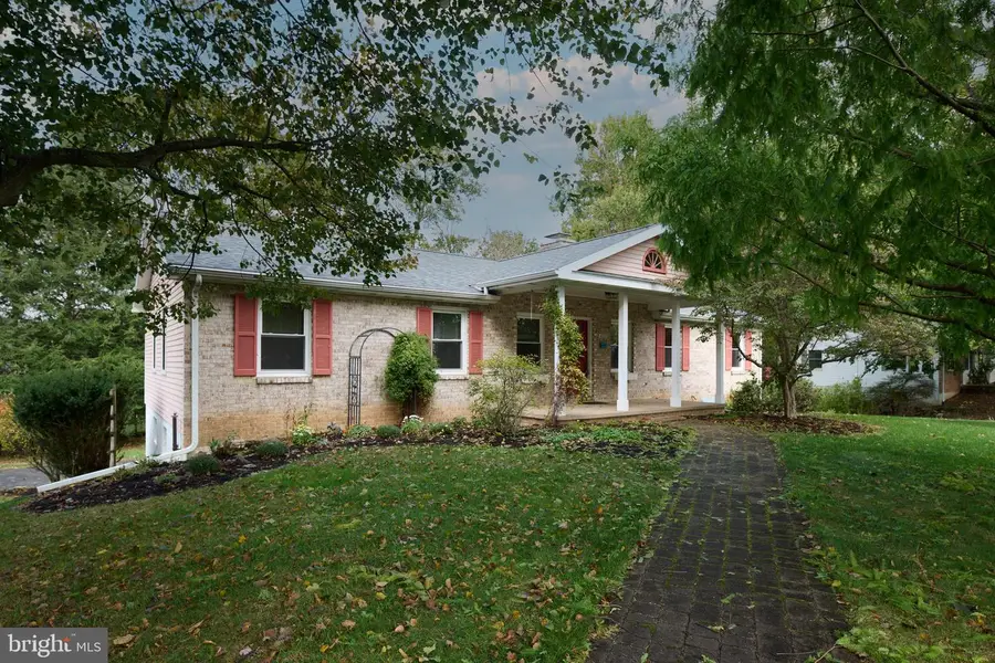 1035 Oak Ridge Ave, State College, PA 16801 - Image #2