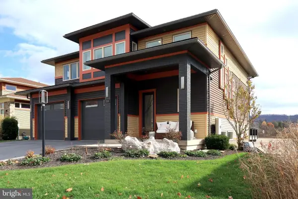 180 Derek Dr, BOALSBURG, PA 16827