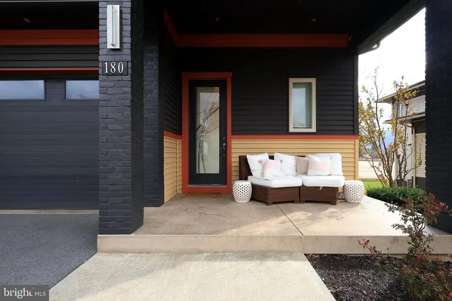 180 Derek Dr, Boalsburg, PA 16827 - Image #3