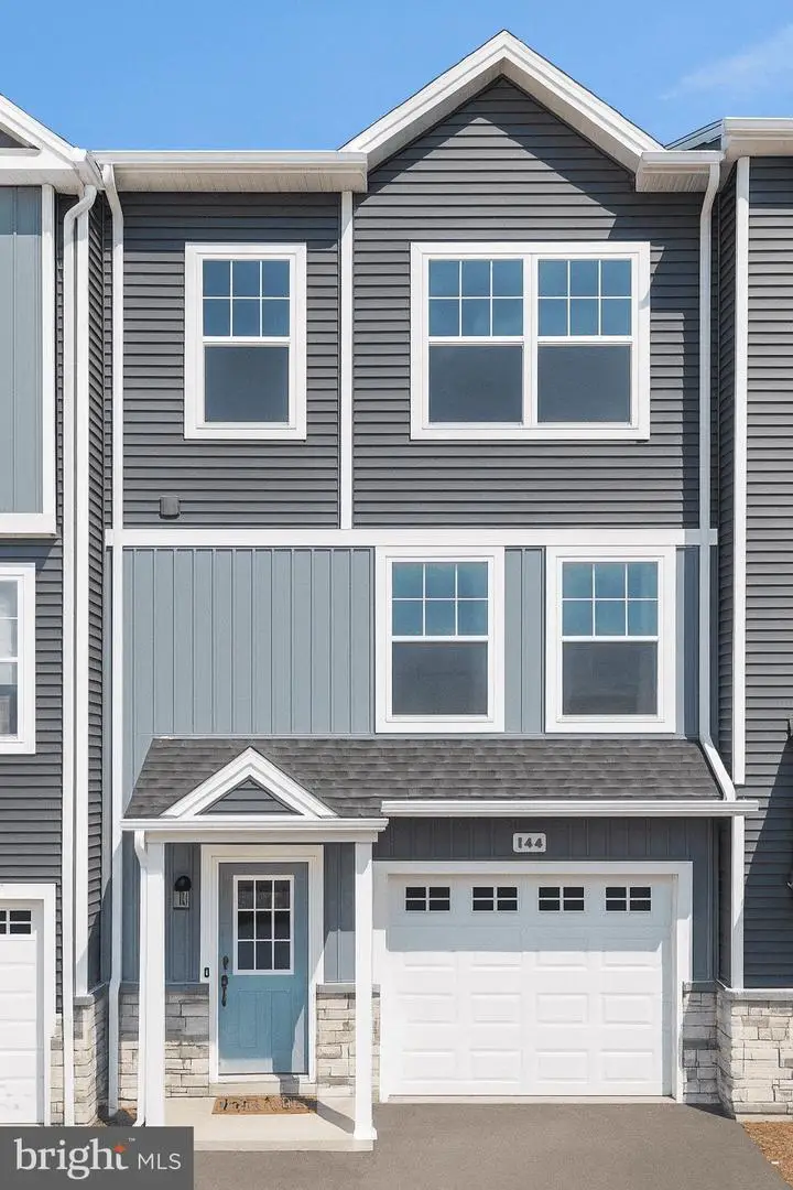 144 Highpoint Park Dr, Bellefonte, PA 16823 - Image #2