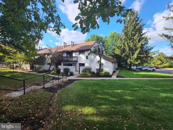 805 Stratford Drive Dr #8, STATE COLLEGE, PA 16801