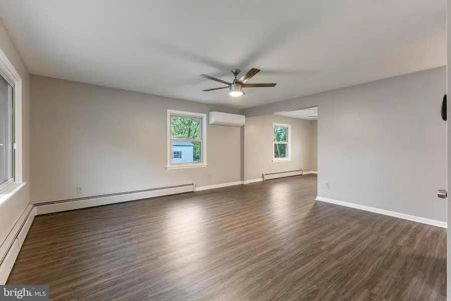 328 Lamp Post Ln, Boalsburg, PA 16827 - Image #3