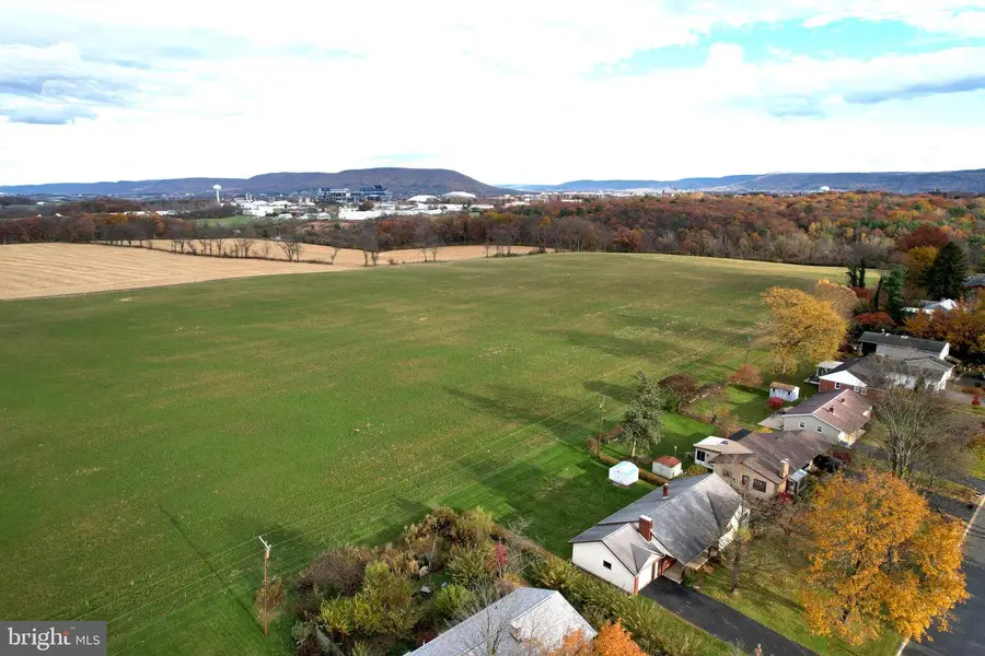 1457 Curtin St, State College, PA 16803 - Image #2