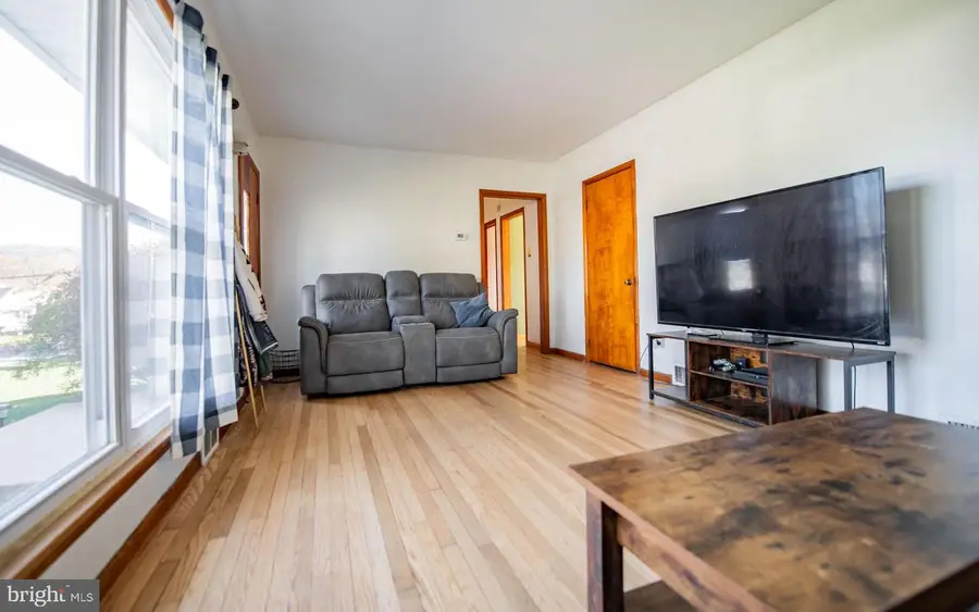 200 Serge St, Bellefonte, PA 16823 - Image #3