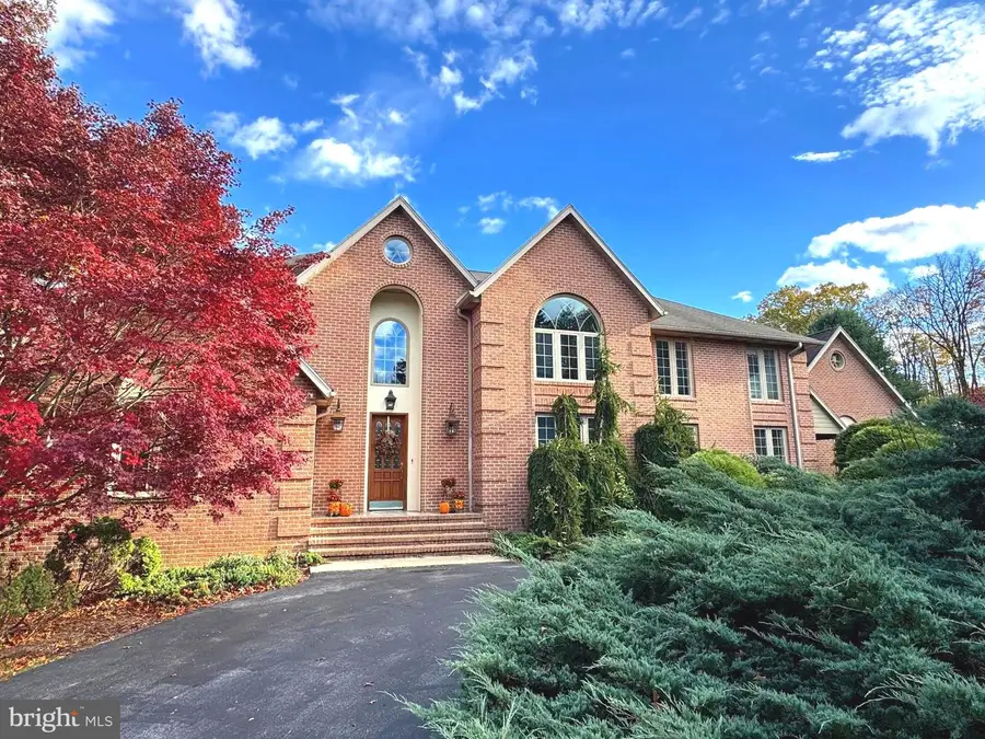 160 Lower Grandview Rd, State College, PA 16801 - Image #2