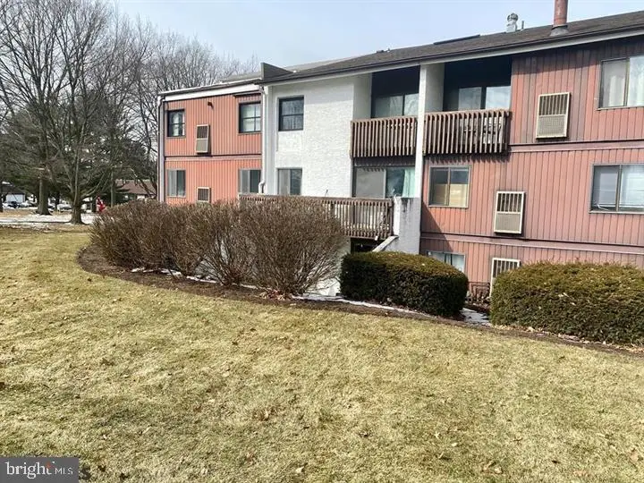 804 Stratford Dr #14, State College, PA 16801 - Image #2