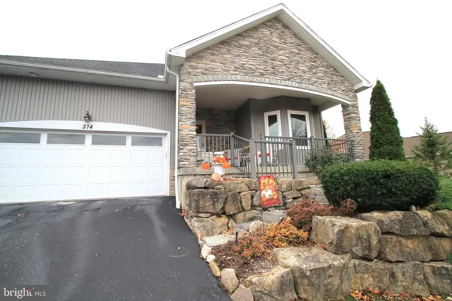 374 Meadow Flower Cir, Bellefonte, PA 16823 - Image #2