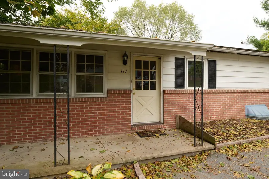 111 Edith St, State College, PA 16803 - Image #2