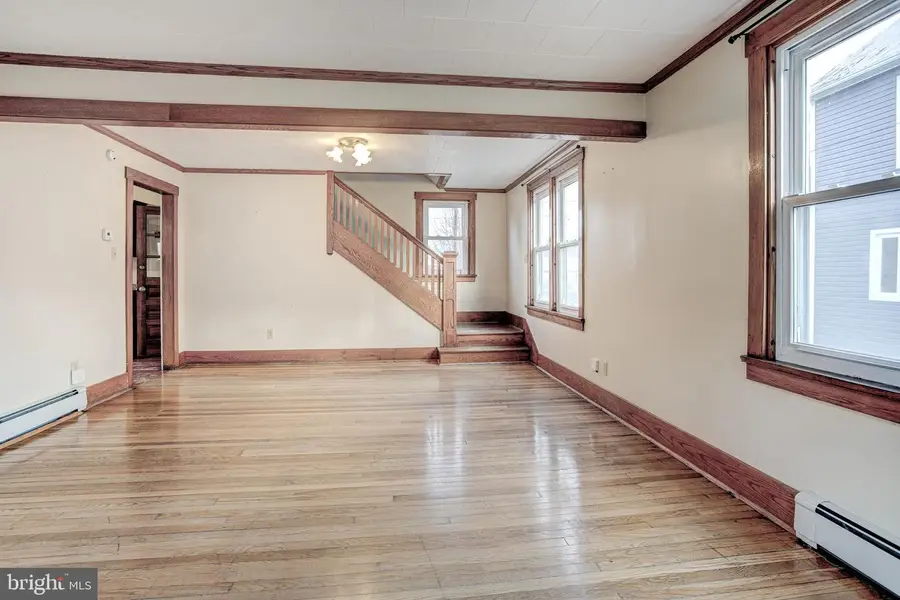 144 Long St, Spring Mills, PA 16875 - Image #3