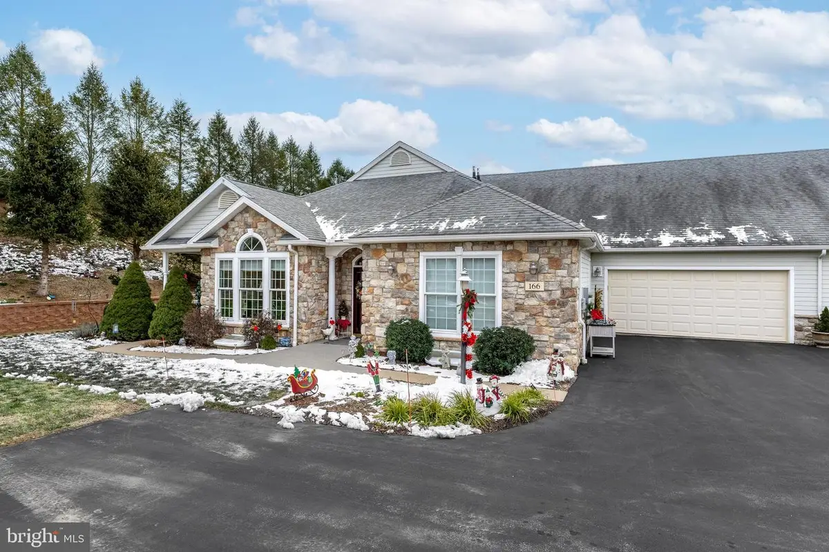 166 Quarry St, Bellefonte, PA 16823 - Image #1