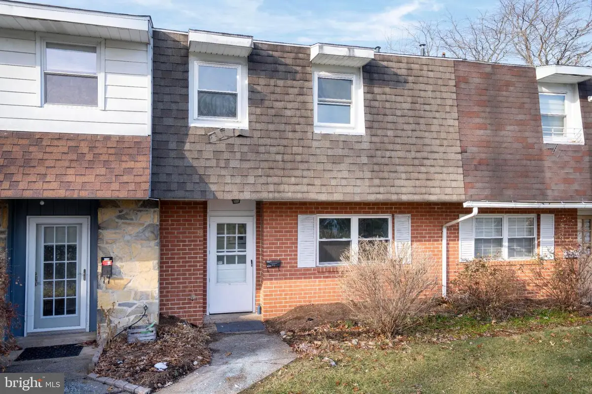 1141 W Aaron Dr #d, State College, PA 16803 - Image #1