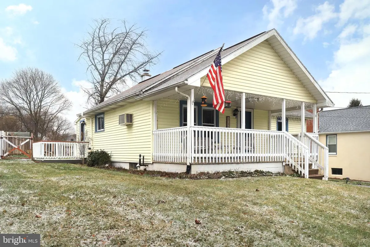 746 S Nixon Rd, Pine Grove Mills, PA 16868 - Image #1